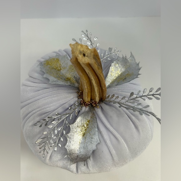 “White Winter” Velvet Pumpkin Home Decor - Picture 3 of 6